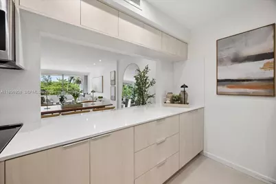 155 Ocean Lane Dr #302, Key Biscayne, FL 33149 - Photo 5