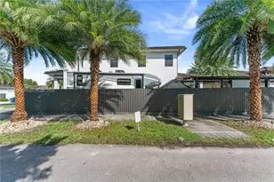 14856 S W 27th Terrace, Miami, FL 33185 - Photo 3