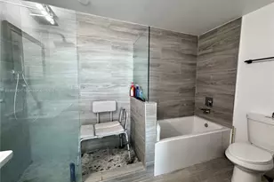 6580 Indian Creek Dr, Miami Beach, FL 33141 - Photo 5