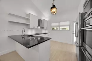 1100 El Rado St, Coral Gables, FL 33134 - Photo 13