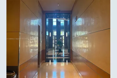 244 Biscayne Blvd #3708, Miami, FL 33132 - Photo 37