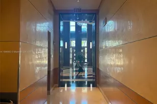 244 Biscayne Blvd, Miami, FL 33132 - Photo 37