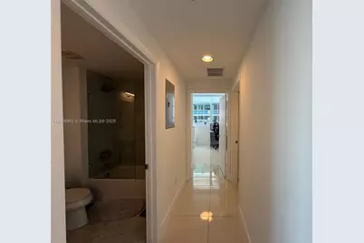 244 Biscayne Blvd #3708, Miami, FL 33132 - Photo 21