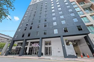 227 NE 2nd St, Miami, FL 33132 - Photo 1