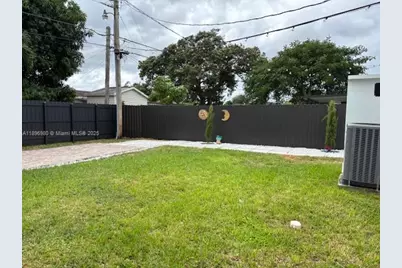 8750 SW 42nd Ter, Miami, FL 33165 - Photo 21