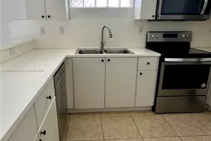 4316 NW 113th Ct, Doral, FL 33178 - Photo 3