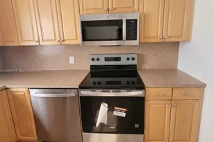 2025 NE 164th St, North Miami Beach, FL 33162 - Photo 5