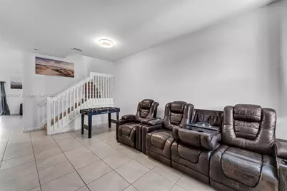 2659 SE 11th St, Homestead, FL 33035 - Photo 5