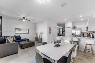 2659 SE 11th St, Homestead, FL 33035 - Photo 13