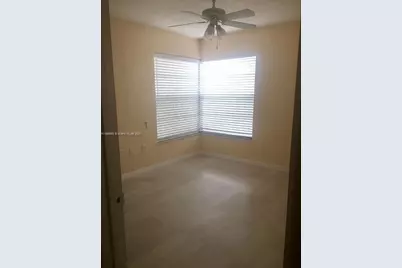 1236 SW 104th Ct, Miami, FL 33174 - Photo 9