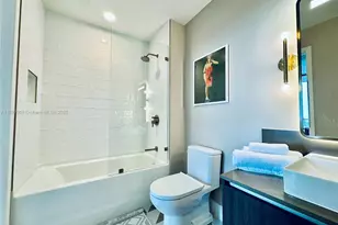 159 NE 6th St, Miami, FL 33132 - Photo 35