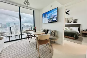 159 NE 6th St, Miami, FL 33132 - Photo 9