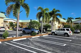 35 Colonial Club Dr, Boynton Beach, FL 33435 - Photo 29