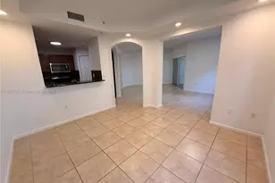 11605 NW 89th St, Doral, FL 33178 - Photo 11