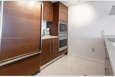 485 Brickell Ave #2606, Miami, FL 33131 - Photo 11