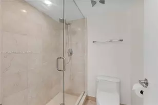 6917 Collins Ave, Miami Beach, FL 33141 - Photo 17
