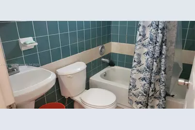 4031 SW 19th St, West Park, FL 33023 - Photo 13