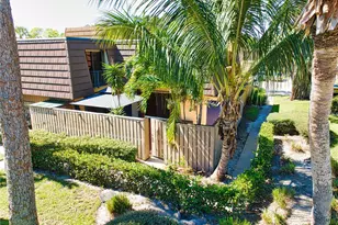 1419 14th Ct, Palm Beach Gardens, FL 33410 - Photo 3