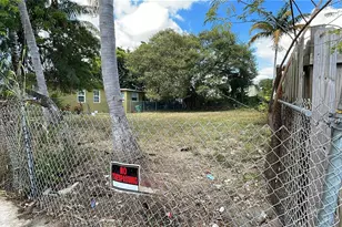 1255 NW 60th St, Miami, FL 33142 - Photo 1