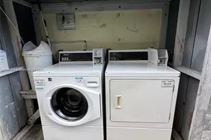 8040 Tatum Waterway Dr, Miami Beach, FL 33141 - Photo 29