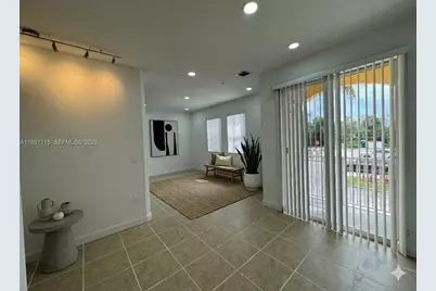 10012 NW 7th St #208, Miami, FL 33172 - Photo 3