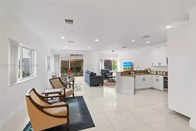 21396 Marina Cove Cir #17-J, Aventura, FL 33180 - Photo 9