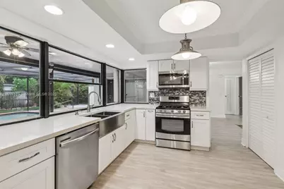 3842 Jasmine Avenue, Miramar, FL 33023 - Photo 29