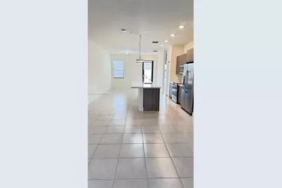 8005 NW 104th Ave #21, Doral, FL 33178 - Photo 7