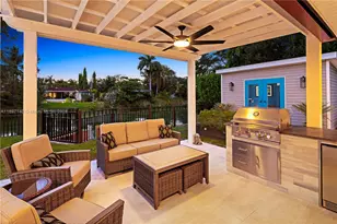 6380 SW 63rd Ave, South Miami, FL 33143 - Photo 17