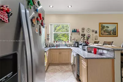 21551 SW 187th Ave, Miami, FL 33187 - Photo 11