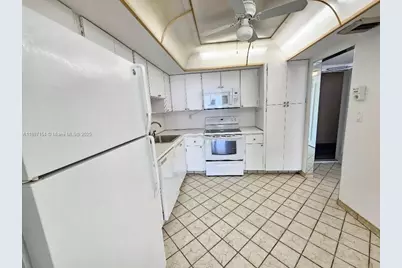 18031 Biscayne Blvd #1703, Aventura, FL 33160 - Photo 15