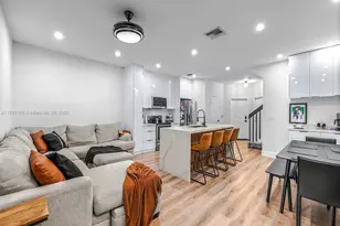 1061 NW 100th Ave, Pembroke Pines, FL 33024 - Photo 1