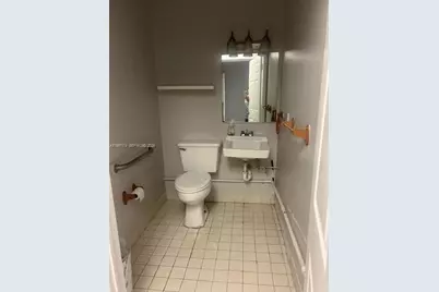 10431 NW 28th St #E106, Doral, FL 33172 - Photo 21