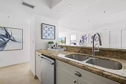 650 West Ave #1407, Miami Beach, FL 33139 - Photo 7