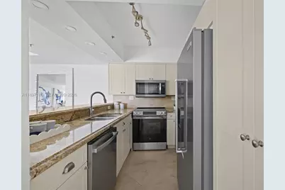 650 West Ave #1407, Miami Beach, FL 33139 - Photo 11