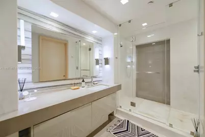 16047 Collins Ave #3204, Sunny Isles Beach, FL 33160 - Photo 13