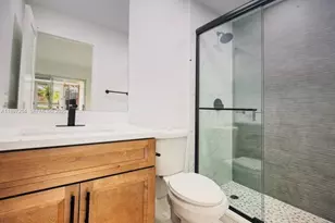 190 Seville H, Delray Beach, FL 33446 - Photo 13