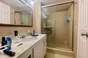 2750 NE 183rd St, Aventura, FL 33160 - Photo 13