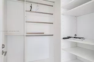 495 Brickell Ave, Miami, FL 33131 - Photo 31