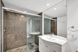 495 Brickell Ave, Miami, FL 33131 - Photo 27