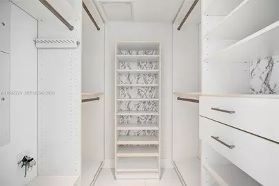 495 Brickell Ave #2301, Miami, FL 33131 - Photo 23