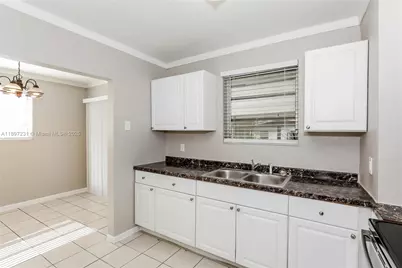 381 NE 164th St #0, Miami, FL 33162 - Photo 7