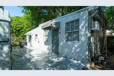 1177 NW 30th St, Miami, FL 33127 - Photo 13