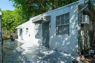 1177 NW 30th St, Miami, FL 33127 - Photo 13