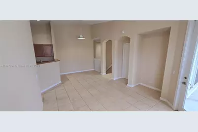 3020 Laurel Ridge Cir, Riviera Beach, FL 33404 - Photo 3