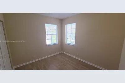 3020 Laurel Ridge Cir, Riviera Beach, FL 33404 - Photo 15