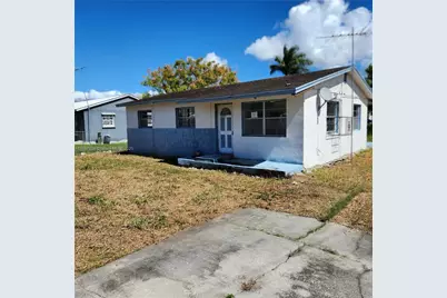 245 SW 11th Ave, South Bay, FL 33493 - Photo 1