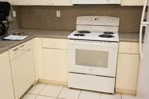 1663 SE 27th Dr, Homestead, FL 33035 - Photo 9