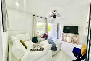 8270 NE 1st Pl, Miami, FL 33138 - Photo 5