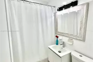 8270 NE 1st Pl, Miami, FL 33138 - Photo 51